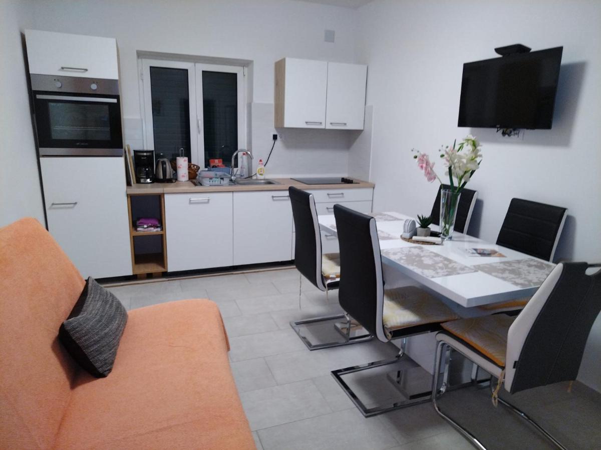 Apartmani Katarina Barbat na Rabu Eksteriør bilde